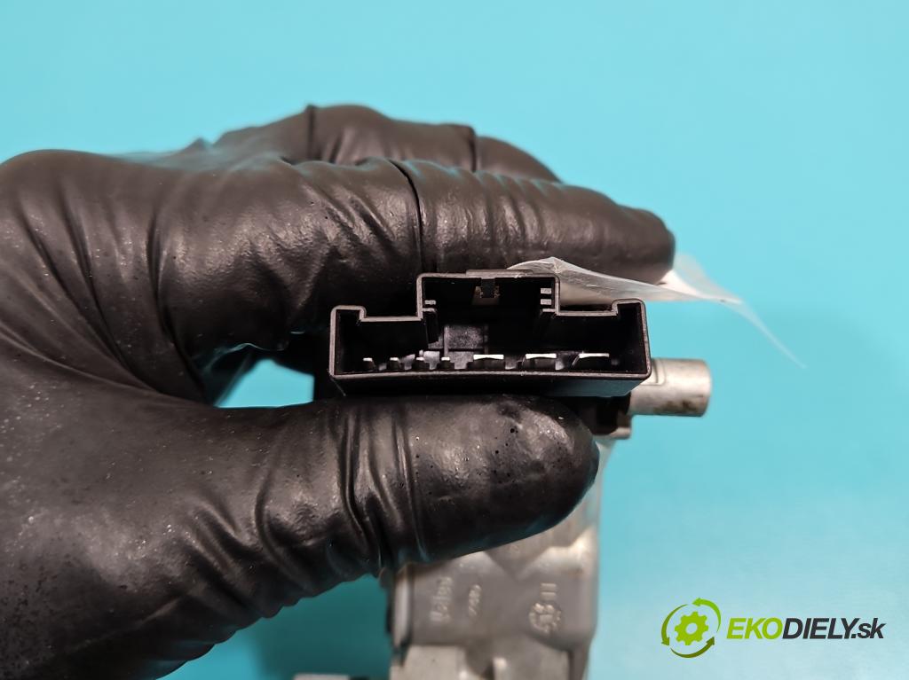 Skoda Rapid 2012-2019 1.2 TSI 86 HP manual 63 kW 1197 cm3 5- Spínačka 6RA905865 (Spínacia skrinka)