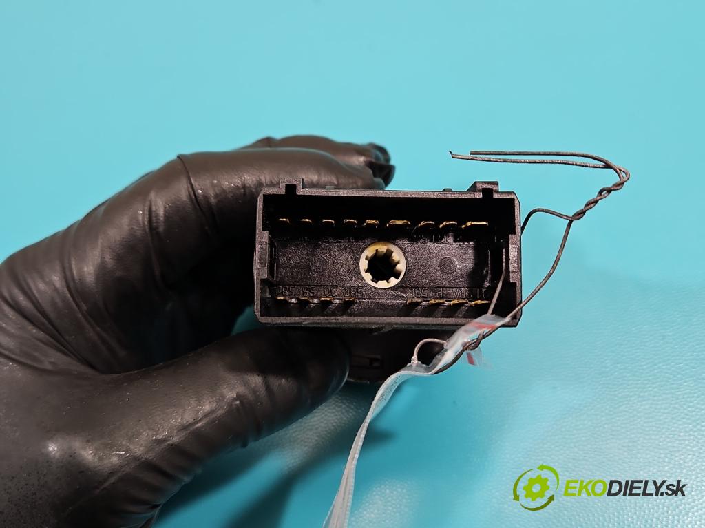 Skoda Rapid 2012-2019 1.2 TSI 86 HP manual 63 kW 1197 cm3 5- prepínač světla: na doska: 5JA941531F