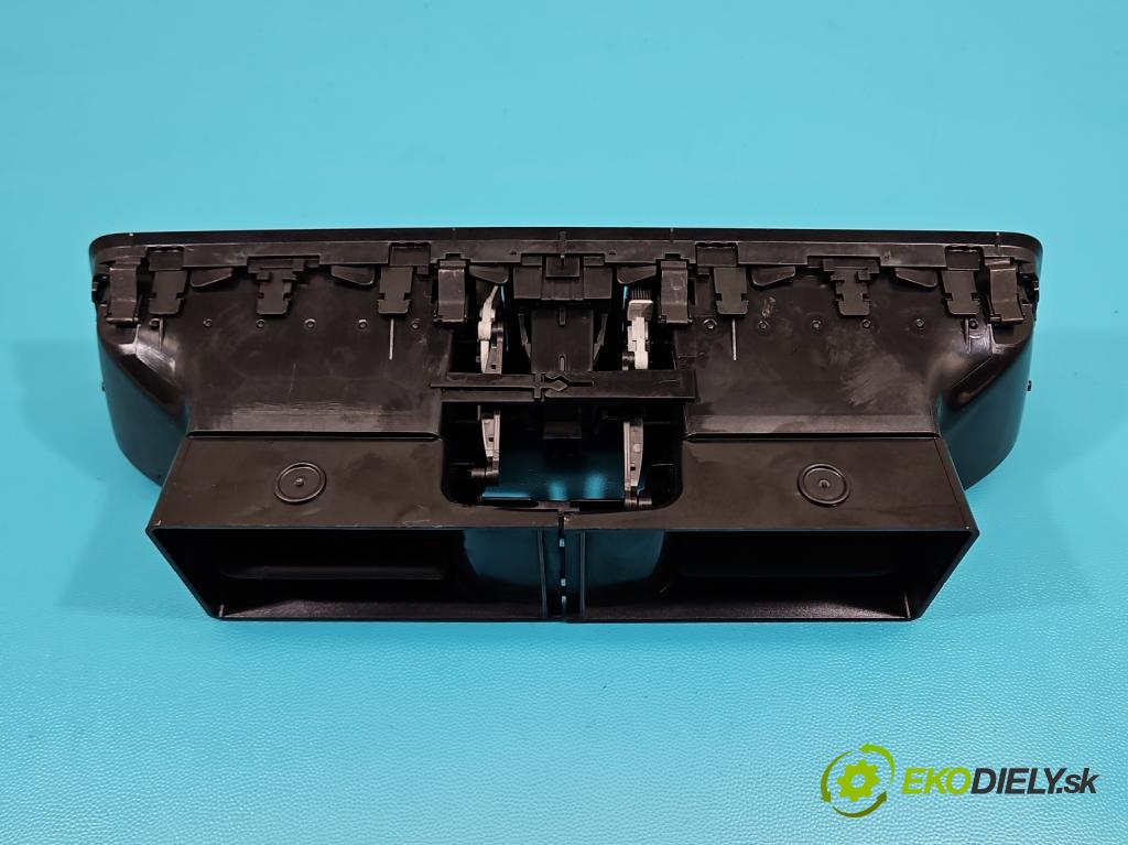 Skoda Rapid 2012-2019 1.2 TSI 86 HP manual 63 kW 1197 cm3 5- Mřížka: kúrenia stredová 5JA820951A (Mriežka kúrenia (fukár))