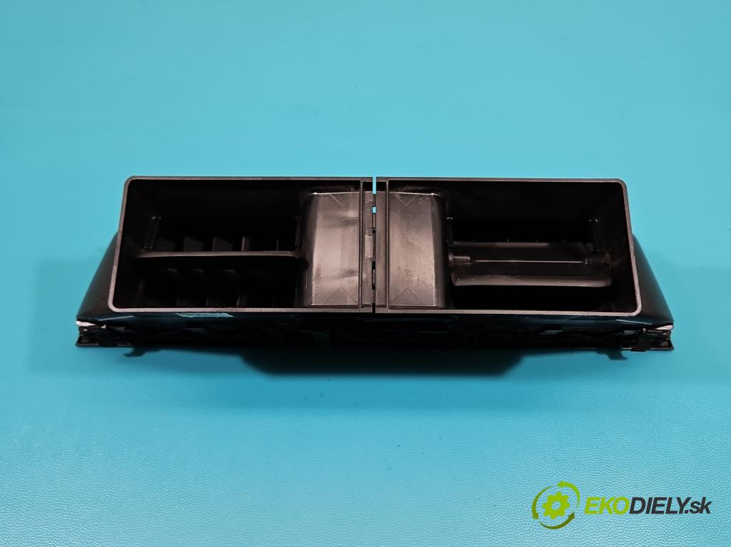 Skoda Rapid 2012-2019 1.2 TSI 86 HP manual 63 kW 1197 cm3 5- Mřížka: kúrenia stredová 5JA820951A (Mriežka kúrenia (fukár))