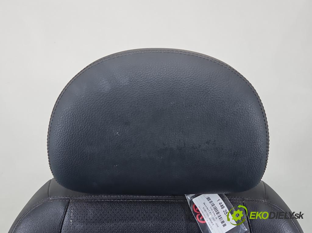 Mercedes E W211 2002-2009 3.0 V6 CDI 190 HP automatic 140 kW 2987 cm3 4- Sedačka pravý  (Sedačka, sedadlo)