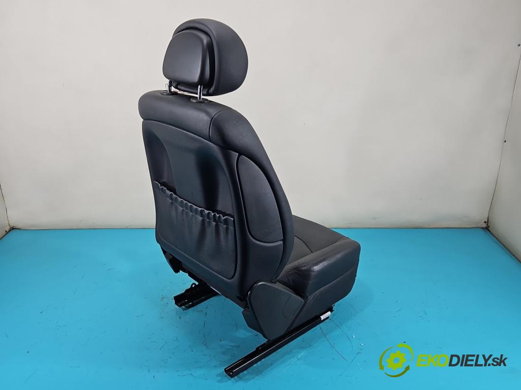 Mercedes E W211 2002-2009 3.0 V6 CDI 190 HP automatic 140 kW 2987 cm3 4- Sedačka pravý  (Sedačka, sedadlo)