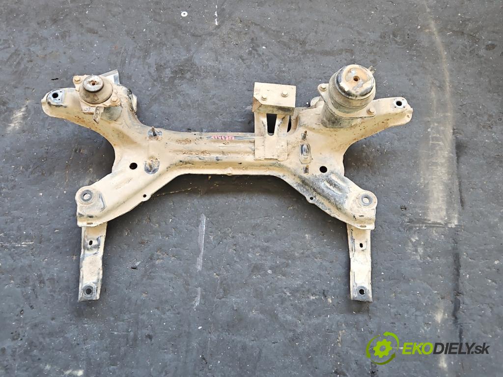 Seat Ibiza II 6K 1993-2002 1.4 8V 60 HP manual 44 kW 1390 cm3 5- výstuha motora 