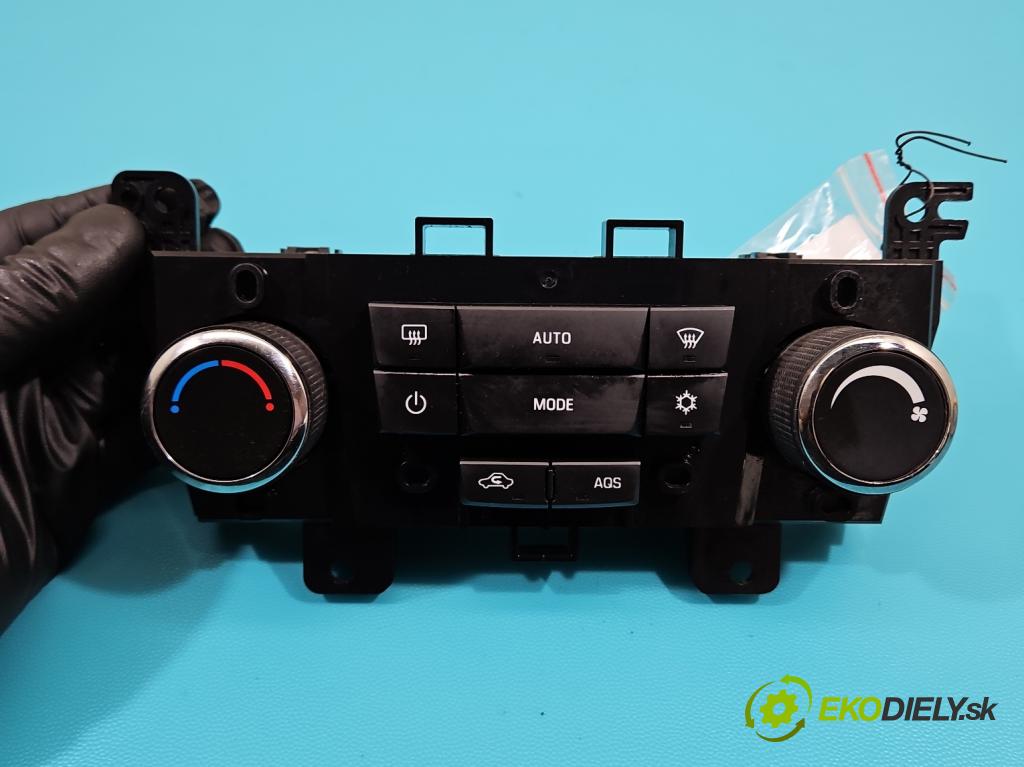 Chevrolet Orlando 2.0 VCDI 163 HP manual 120 kW 1998 cm3 5- panel kúrenia 3870578