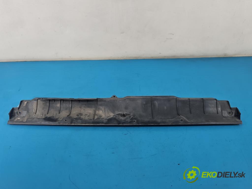 Chevrolet Orlando 2.0 VCDI 163 hp manual 120 kW 1998 cm3 5- torpédo 95216111 (Plast pod čelním sklem)