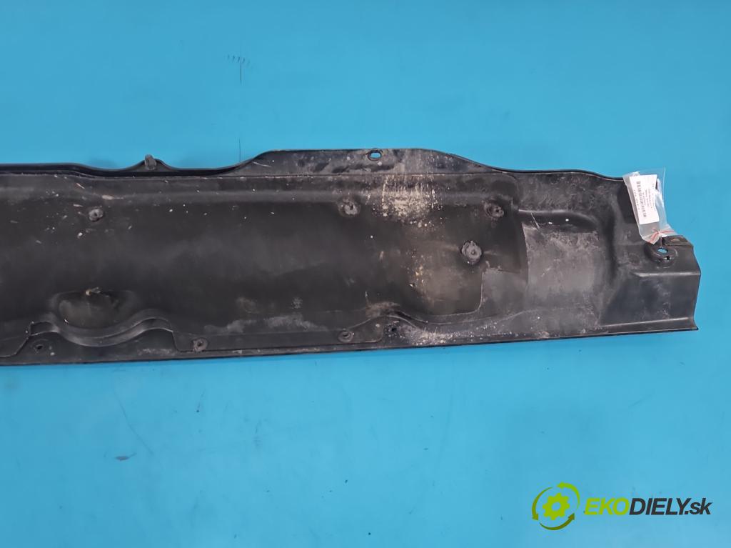 Chevrolet Orlando 2.0 VCDI 163 hp manual 120 kW 1998 cm3 5- torpédo 95216111 (Plast pod čelním sklem)