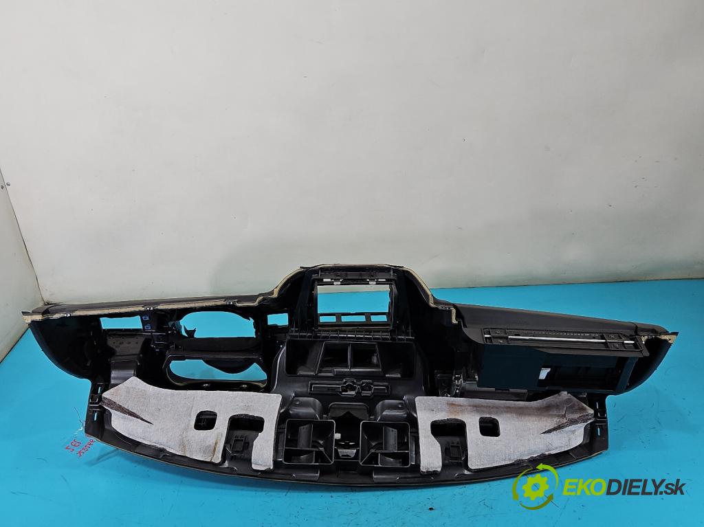 Bmw 3 E90 2005-2013 2.0 16V 150 HP automatic 110 kW 1995 cm3 5- kokpit,pristrojová doska rozdeľovacia