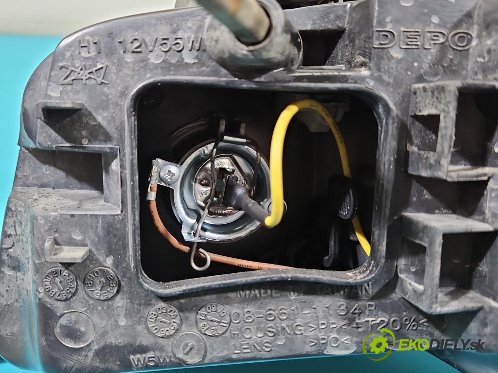 Fiat Stilo 1.6 16V 103 HP manual 76 kW 1596 cm3 3- Reflektor: pravý  (Svetlo predné pravé)