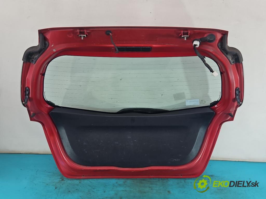 Toyota Yaris III 2011-2020 1.3 vvti 99 hp manual 73 kW 1329 cm3 5- zadní kufrové dveře  (Zadní kapoty)