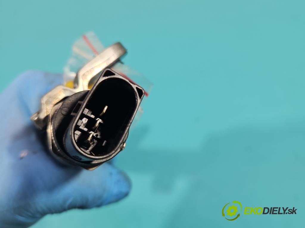 Mercedes E C207/ A207 3.0 cdi 265KM automatic 195 kW 2987 cm3 2- lišta vstrekovacia A6420703095 (Vstrekovacia lišta)