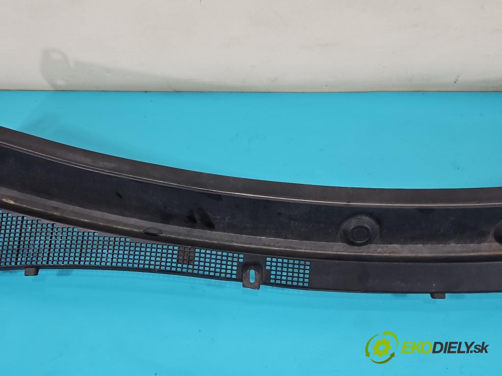 Renault Master III 2010-2019 2.3 dci 101 HP manual 74 kW 2299 cm3 5- torpédo 668110010R (Torpédo (plast pod čelným sklom))