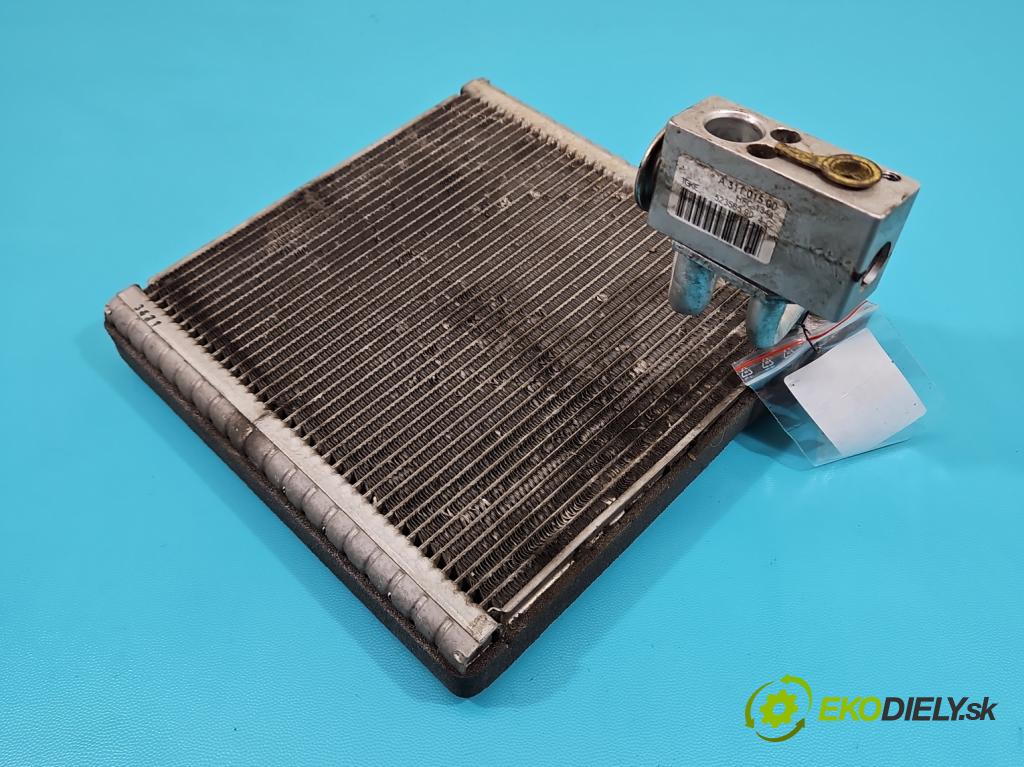 Renault Master III 2010-2019 2.3 dci 101 hp manual 74 kW 2299 cm3 5- radiátor 52358590 (Radiátory topení)