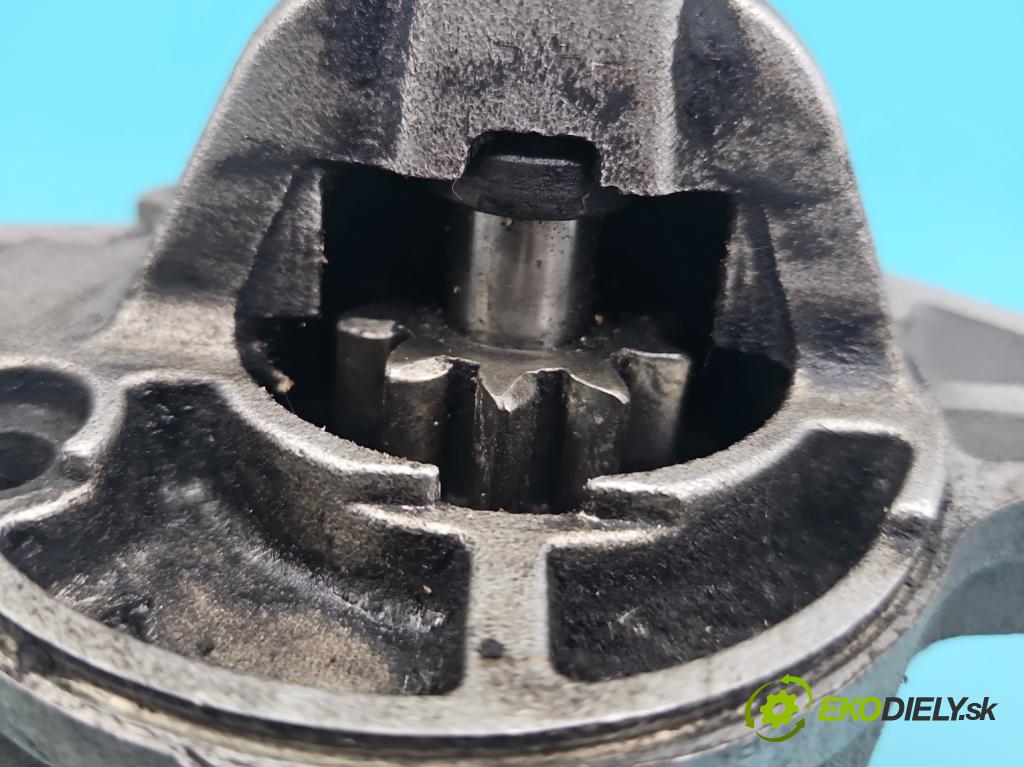 Mazda Premacy 2.0 ditd 101 HP manual 74 kW 1998 cm3 5- štartér M002T87471 (Štartér)