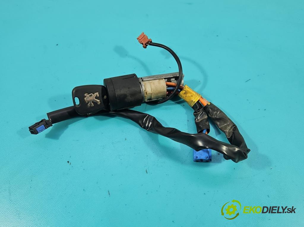 Peugeot 206 1.1 8V 60 HP manual 44,1 kW 1124 cm3 5- riadiaca jednotka motora 9644925780