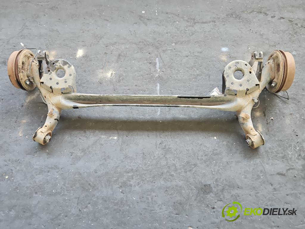 Toyota Yaris III 2011-2020 1.3 vvti 99 hp manual 73 kW 1329 cm3 5- zadní výztuha (Výztuhy zadní)