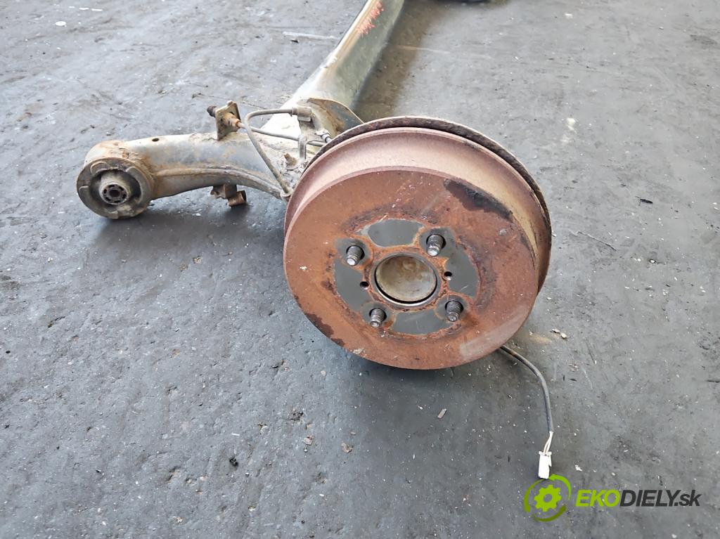 Toyota Yaris III 2011-2020 1.3 vvti 99 hp manual 73 kW 1329 cm3 5- zadní výztuha (Výztuhy zadní)