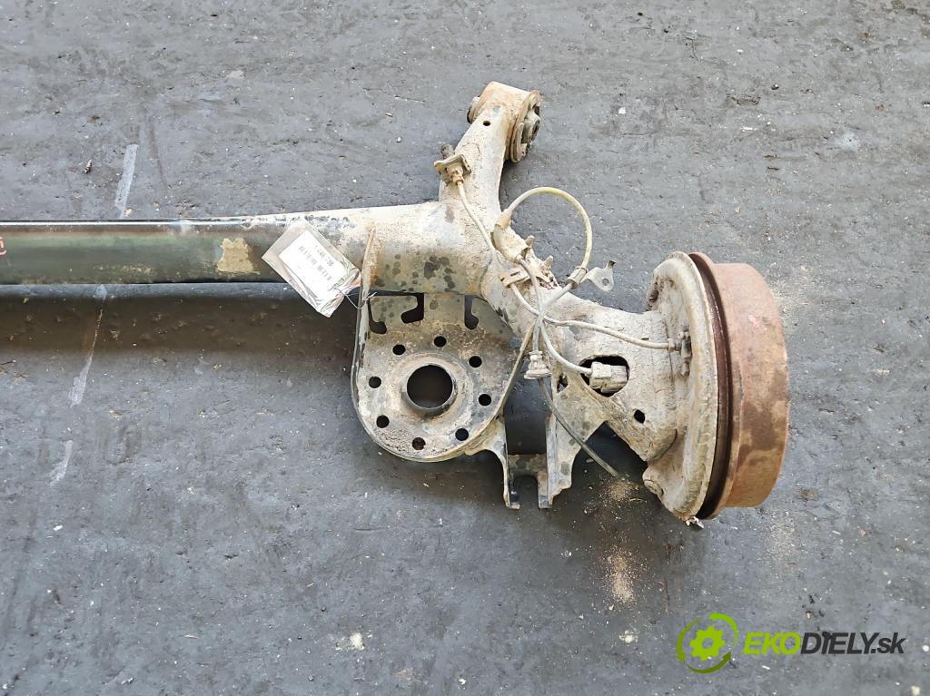 Toyota Yaris III 2011-2020 1.3 vvti 99 hp manual 73 kW 1329 cm3 5- zadní výztuha (Výztuhy zadní)