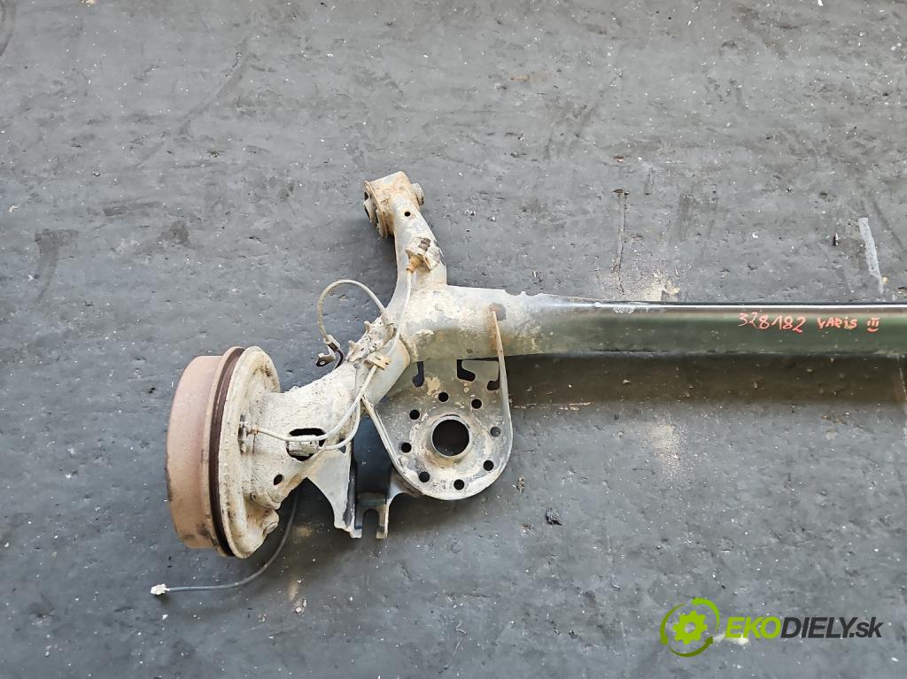 Toyota Yaris III 2011-2020 1.3 vvti 99 hp manual 73 kW 1329 cm3 5- zadní výztuha (Výztuhy zadní)