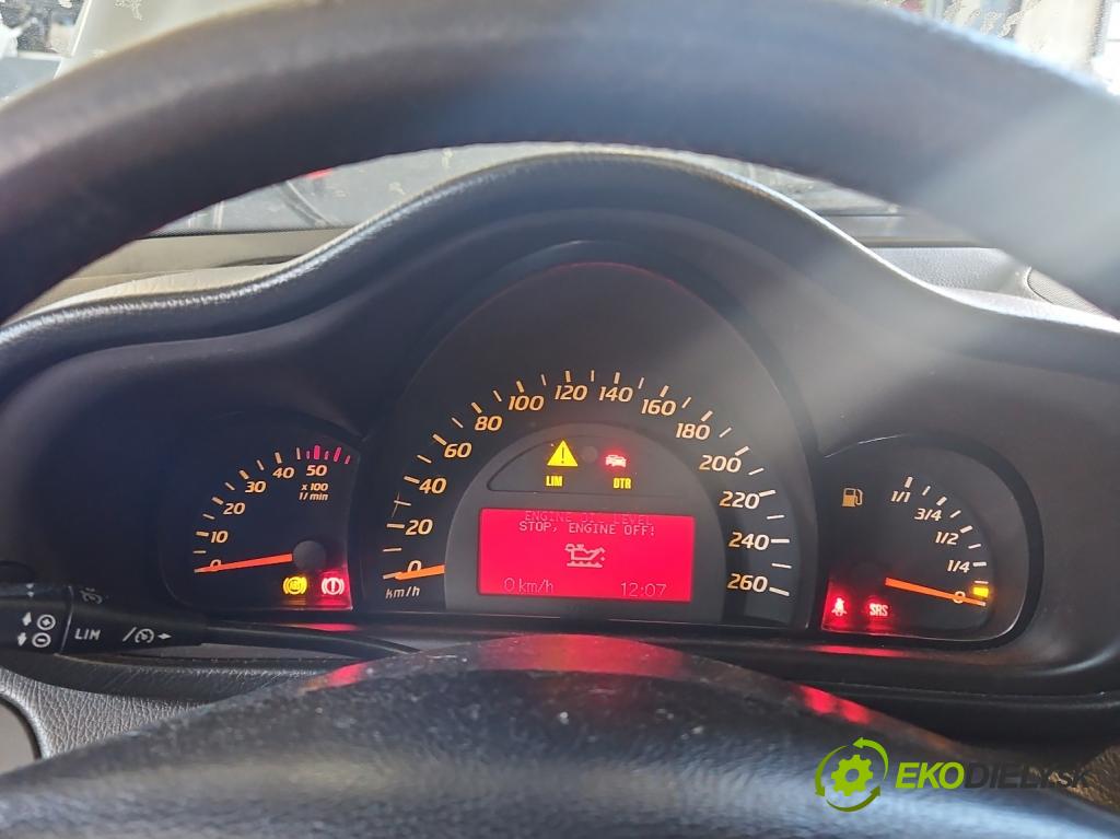 Mercedes C W203 2000-2007 2,2.0 cdi 95 HP manual 70 kW 2148 cm3 3- prístrojovka/ budíky A2035401947 (Prístrojová doska, displej)