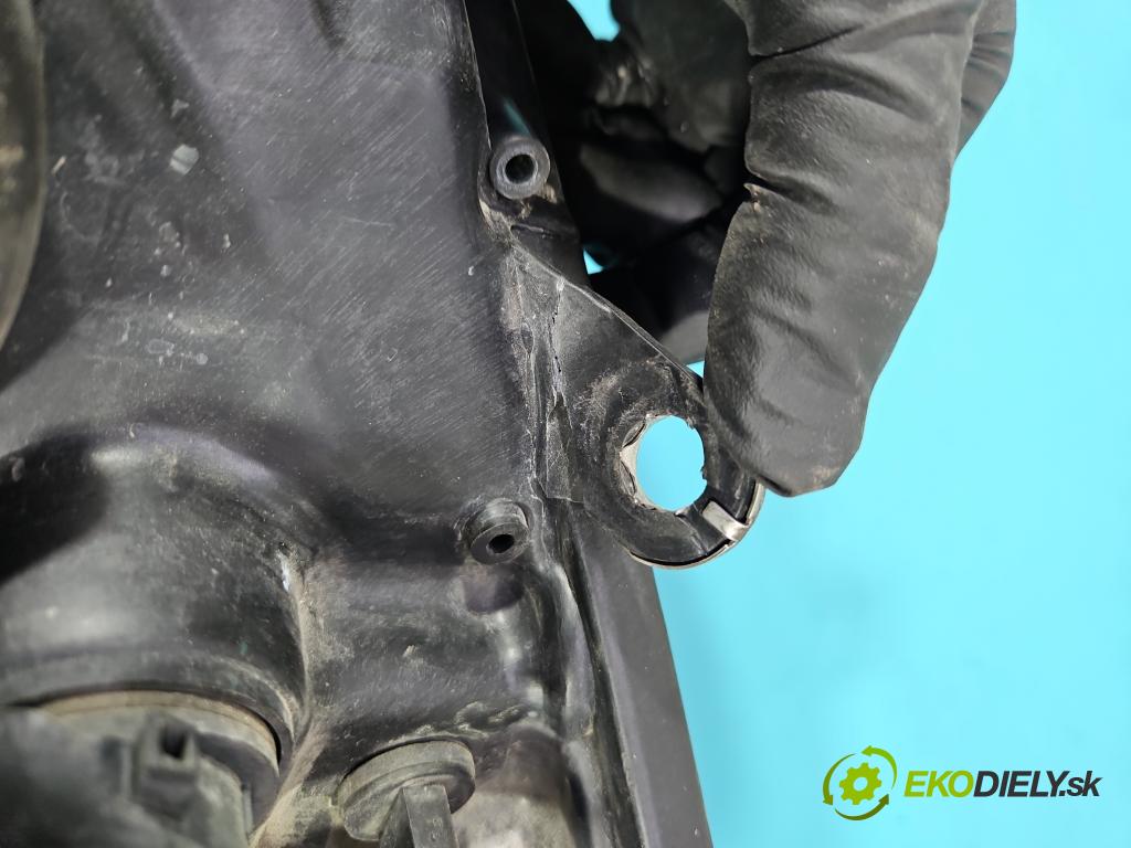 Renault Scenic II 2003-2009 2.0 16V 135 HP manual 99 kW 1998 cm3 5- Reflektor: pravý  (Svetlo predné pravé)