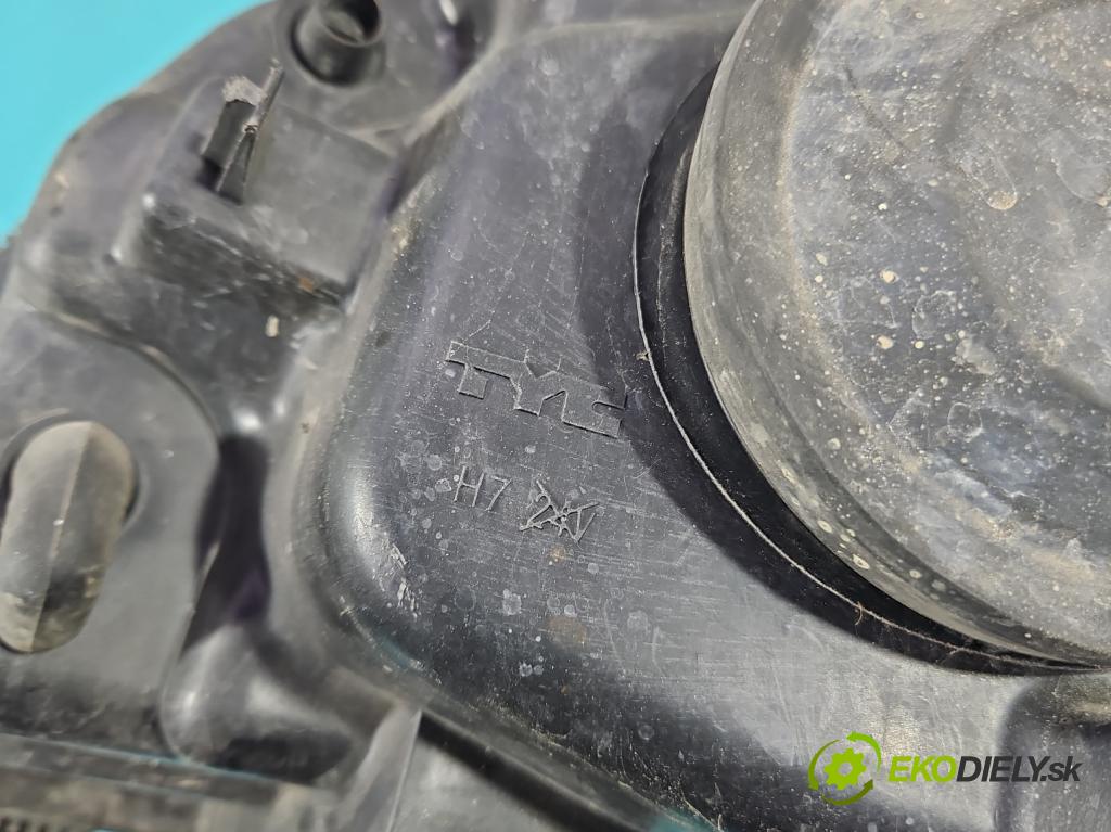 Renault Scenic II 2003-2009 2.0 16V 135 HP manual 99 kW 1998 cm3 5- Reflektor: pravý  (Svetlo predné pravé)