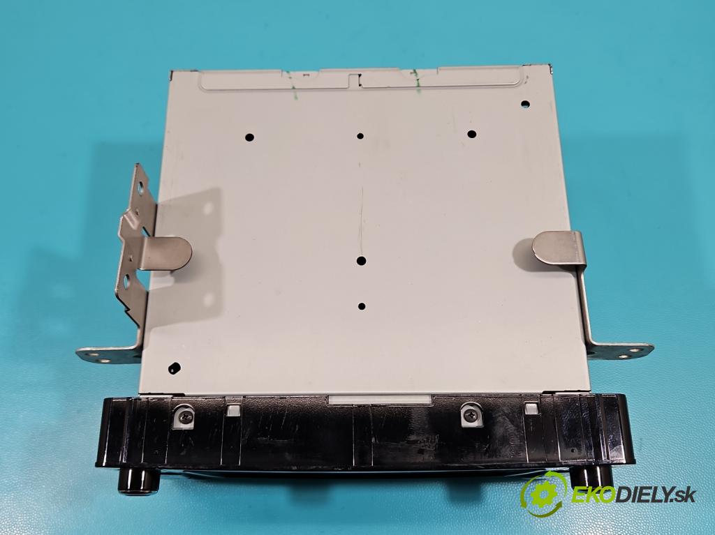Mitsubishi ASX 2010-2021 1.6 16V 117 HP manual 86 kW 1590 cm3 5- Radio originál 8701A750