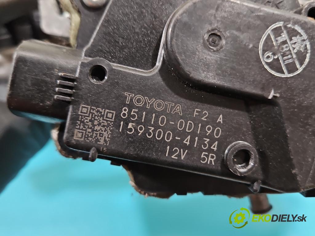 Toyota Yaris III 2011-2020 1.3 vvti 99 hp manual 73 kW 1329 cm3 5- motor stěračů přední 85110-0D190