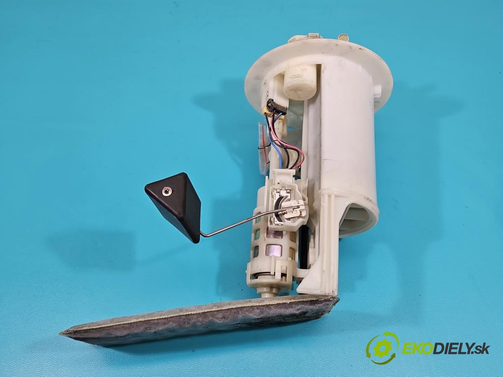 Toyota Yaris III 2011-2020 1.3 vvti 99 hp manual 73 kW 1329 cm3 5- čerpadlo paliva 77704-0D070