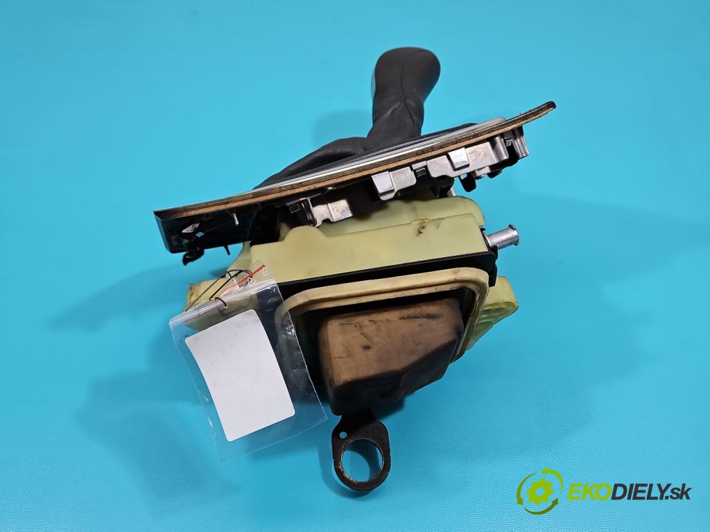 Mercedes E W211 2002-2009 3.0 V6 CDI 190 HP automatic 140 kW 2987 cm3 4- Páka: Změny: stupeň,rýchlosť A2112674224 (Rýchlostná páka (kulisa))