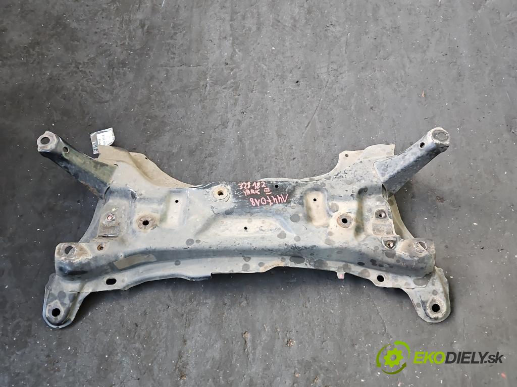 Toyota Yaris III 2011-2020 1.3 vvti 99 HP manual 73 kW 1329 cm3 5- výstuha motora 
