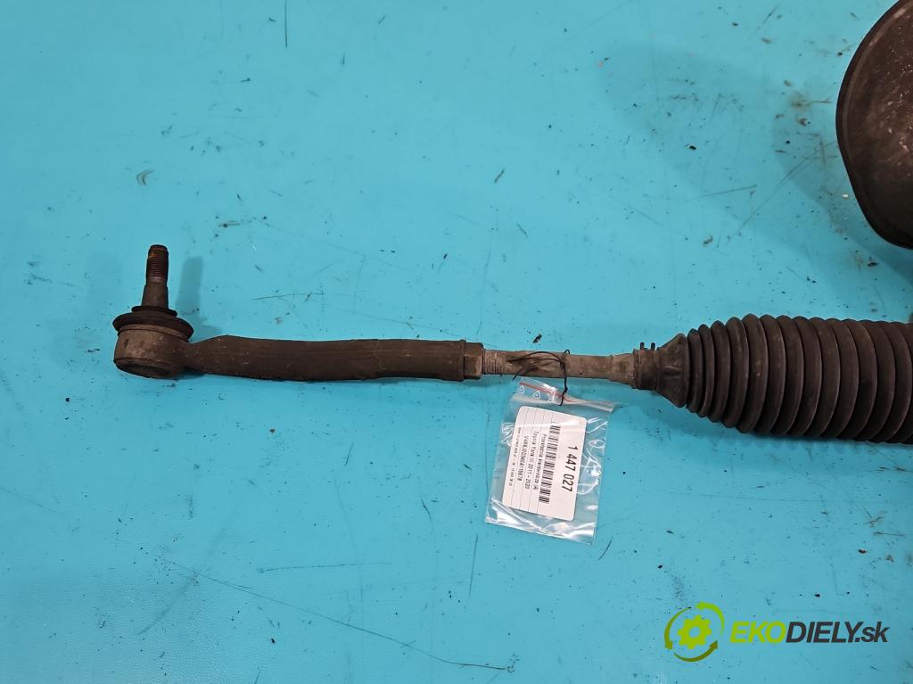 Toyota Yaris III 2011-2020 1.3 vvti 99 HP manual 73 kW 1329 cm3 5- Ozubené kolo: volant