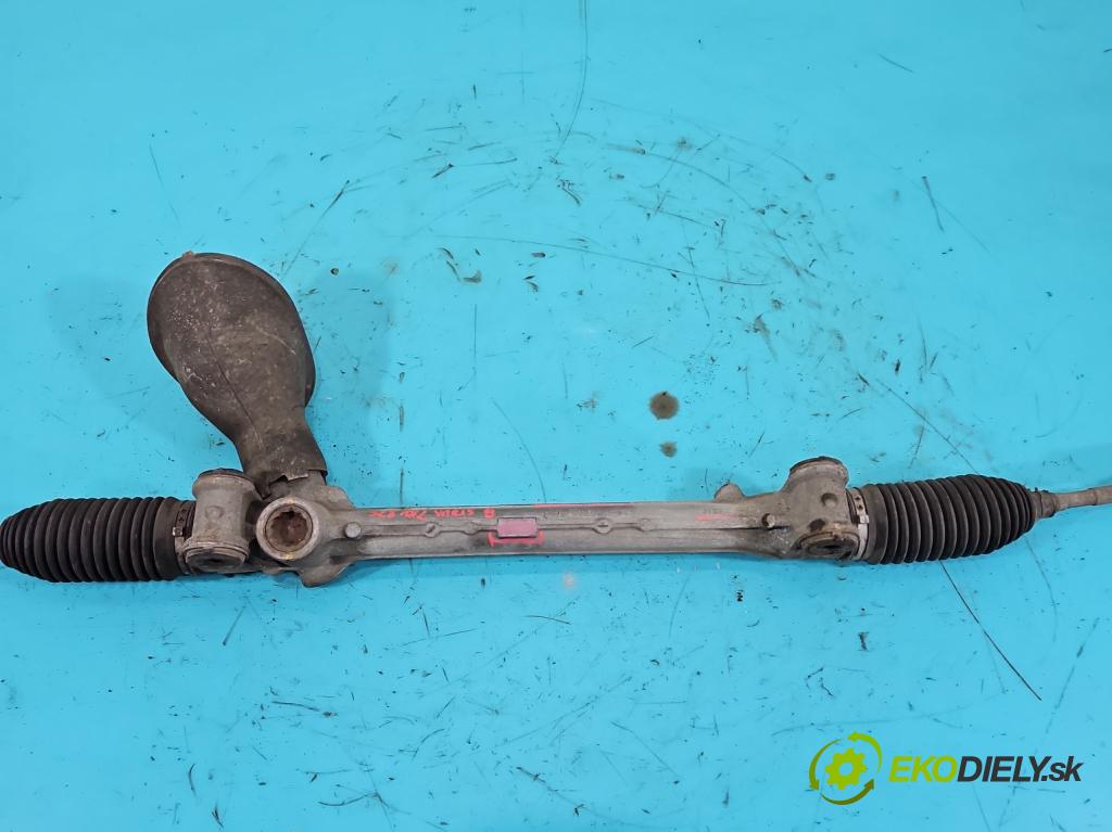 Toyota Yaris III 2011-2020 1.3 vvti 99 HP manual 73 kW 1329 cm3 5- Ozubené kolo: volant