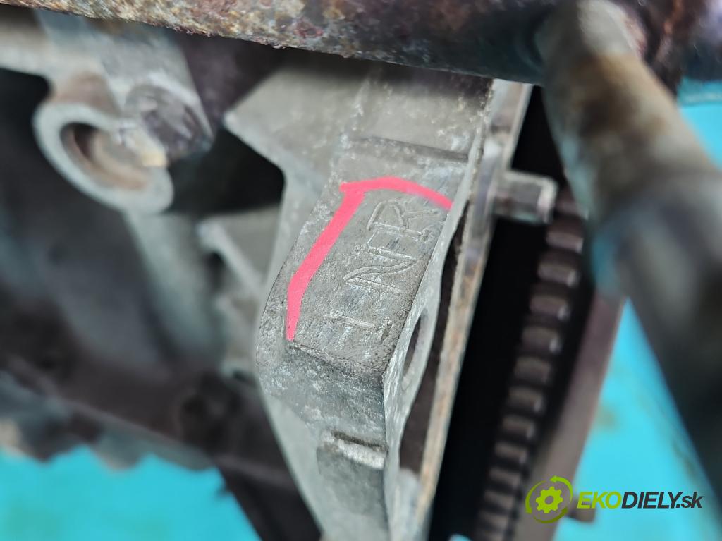 Toyota Yaris III 2011-2020 1.3 vvti 99 hp manual 73 kW 1329 cm3 5- motor benzín 1NR