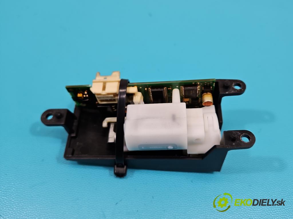 Bmw 3 E90 2005-2013 2.0 16V 150 HP automatic 110 kW 1995 cm3 5- riadiaca jednotka motora DME7565300