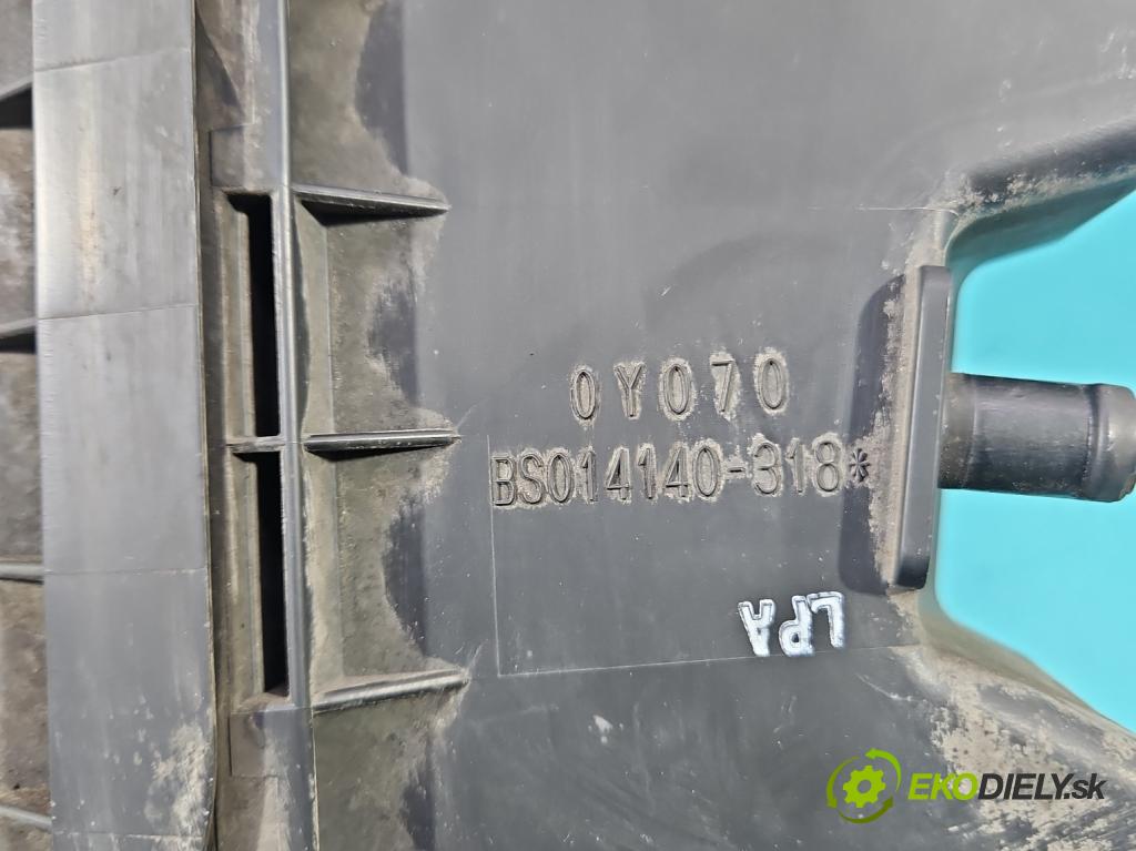 Toyota Yaris III 2011-2020 1.3 vvti 99 HP manual 73 kW 1329 cm3 5- obal filtra vzduchu BS014140-318 (Obal filtra vzduchu)