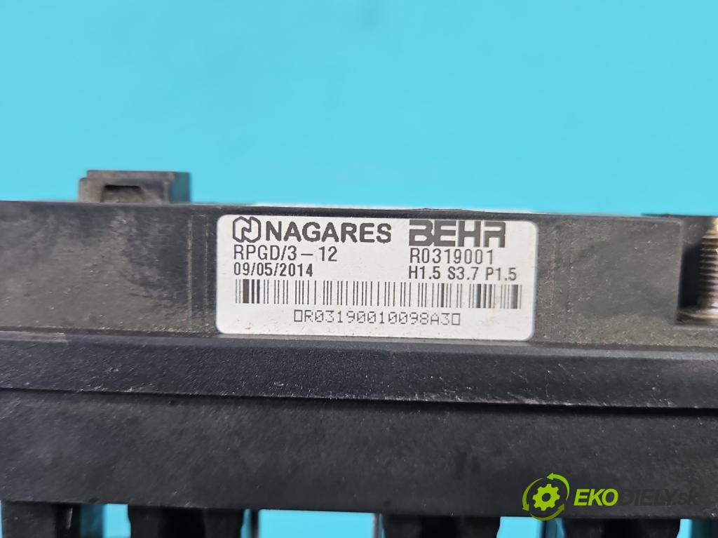 Opel Insignia A 2008-2017 2.0 cdti automatic 143,1 kW 1956 cm3 5- radiator 13290438 (Radiátor kúrenia)