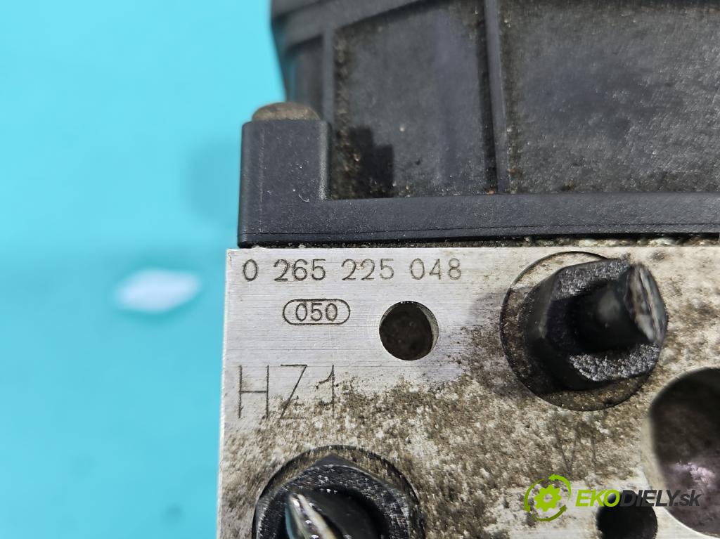 Audi A4 B6 2000-2004 2.0 20V 131 HP manual 96 kW 1984 cm3 4- čerpadlo abs 0265950011 (Pumpa ABS)