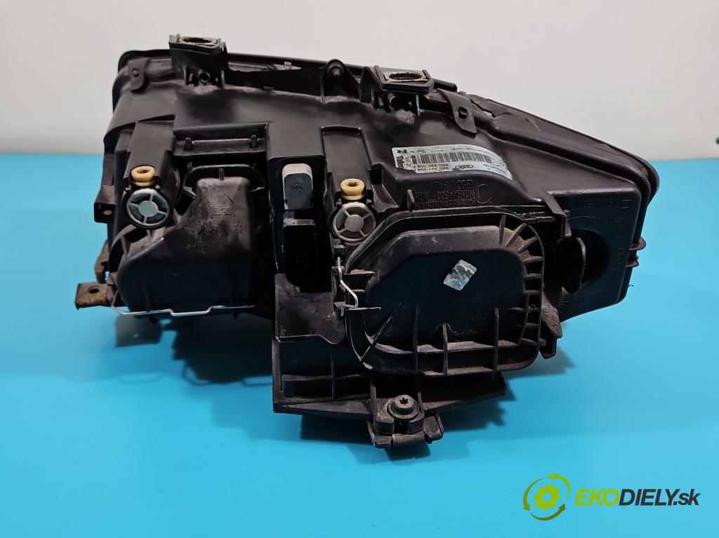 Audi A4 B6 2000-2004 2.0 20V 131 HP manual 96 kW 1984 cm3 4- Reflektor: pravý 8E0941004F (Pravé)