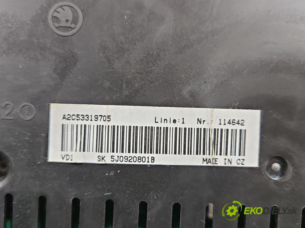 Skoda Fabia II 2007-2014 1.2 12V 69KM manual 51 kW 1198 cm3 5- prístrojovka/ budíky 5J0920801B (Prístrojová doska, displej)
