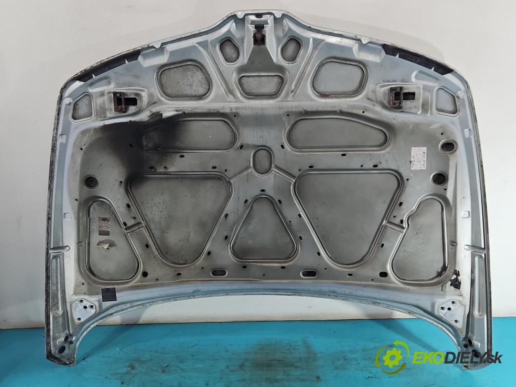 Renault Laguna I 1994-2001 1.6 16V 107 HP manual 79 kW 1598 cm3 5- kapota predná