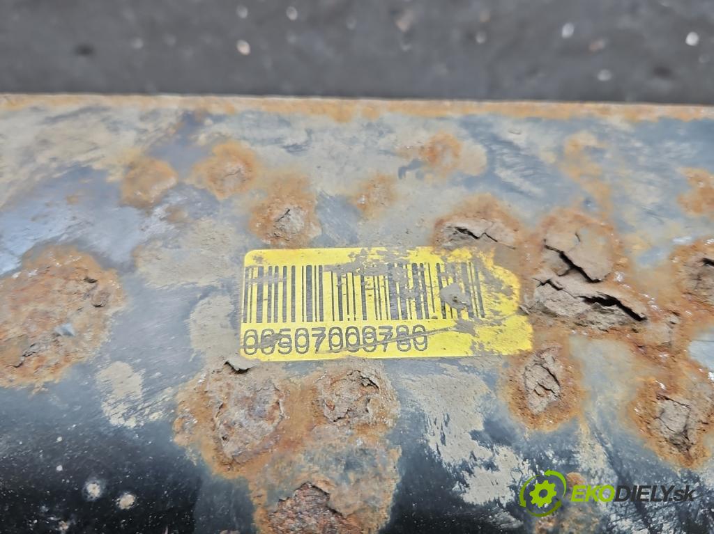 Fiat Stilo 1.9 jtd (192A1000) 116 hp manual 85 kW 1910 cm3 5- zadní výztuha  (Výztuhy zadní)