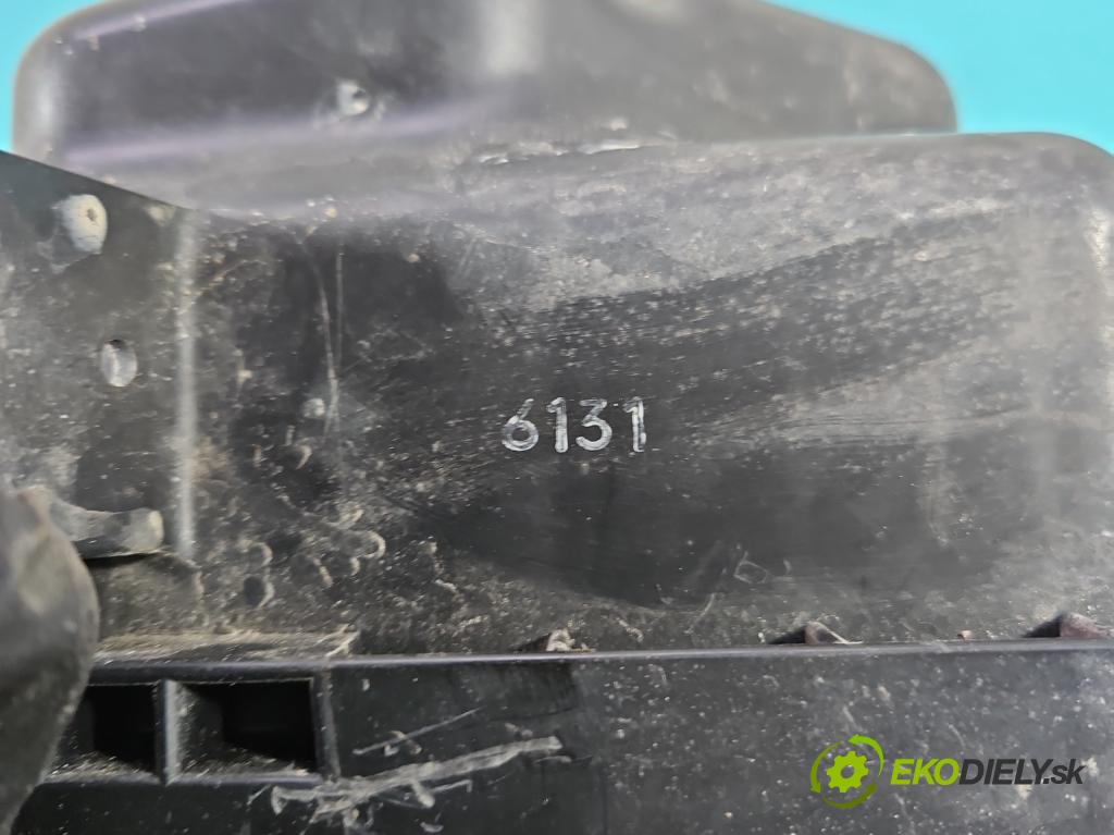 Infiniti FX I 2003-2008 3.5 V6 280KM: automatic 206 kW 3498 cm3 5- obal filtra vzduchu CG000 (Obal filtra vzduchu)