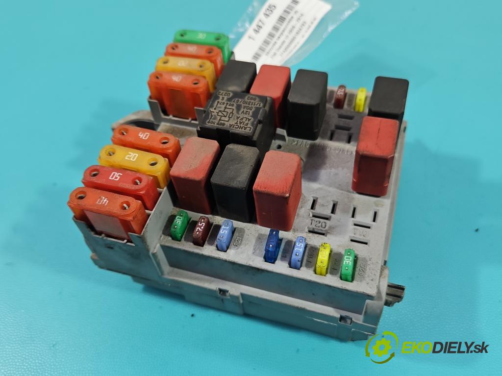 Fiat Ducato III 2006-2014 2.3 jtd 120 hp manual 88 kW 2287 cm3 5- skříňka pojistková 1349946080 (Pojistkové skříňky)