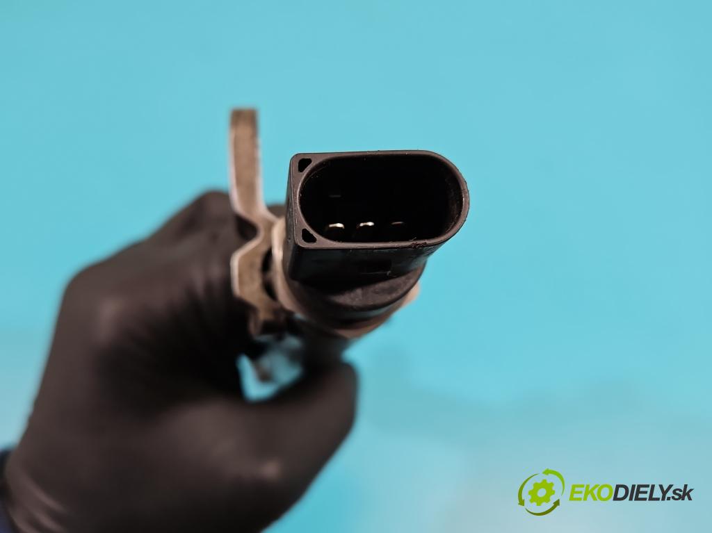 Mercedes E W211 2002-2009 3.0 V6 CDI 190 HP automatic 140 kW 2987 cm3 4- lišta vstrekovacia A6420700595/002 (Vstrekovacia lišta)