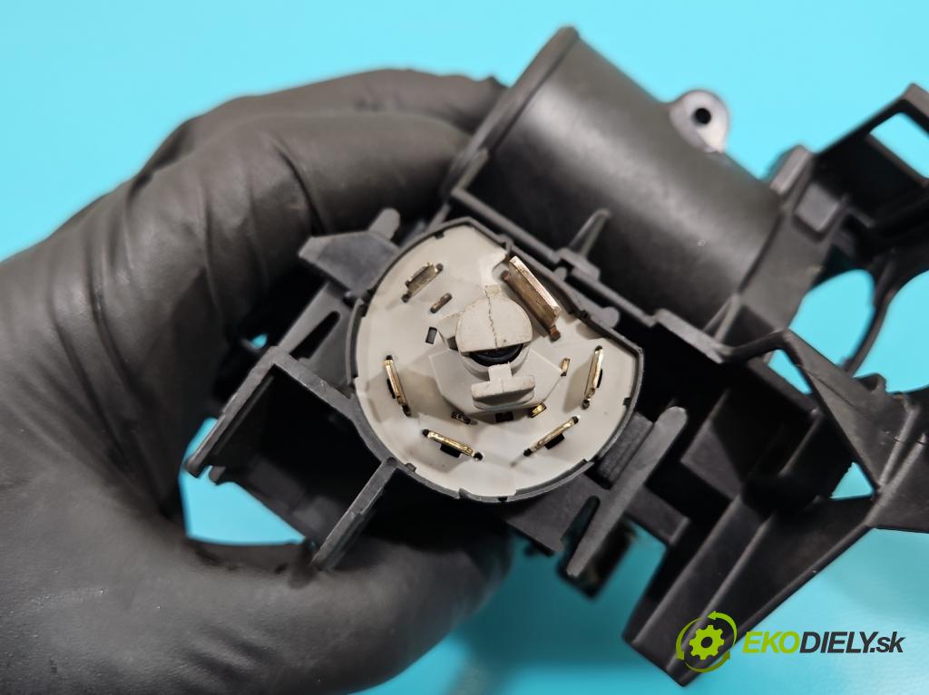 Opel Astra II 1998-2009 2.0 dti 101 HP manual 74 kW 1995 cm3 5- Spínačka  (Spínacia skrinka)