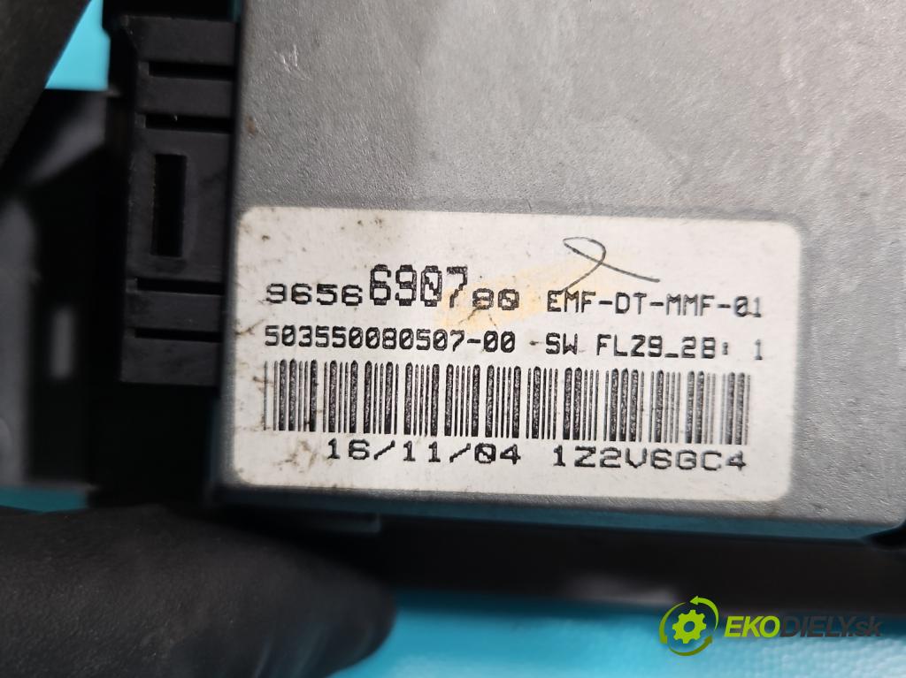 Peugeot 407 2.2 16V 158 HP manual 116 kW 2230 cm3 5- Zobrazit: 9656690780 (Prístrojová doska, displej)