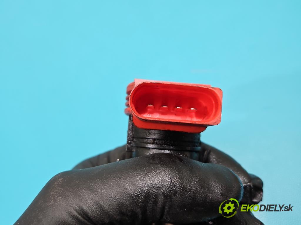 Audi A4 B6 2000-2004 2.0 20V 131 HP manual 96 kW 1984 cm3 4- cievka zapaľovacia 06C905115M (Zapaľovacia cievka)