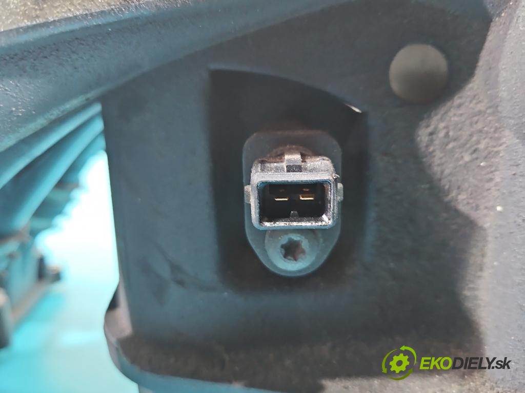 Audi A4 B6 2000-2004 2.0 20V 131 HP manual 96 kW 1984 cm3 4- zvod nasávací 06B133216G (Sacie potrubie)