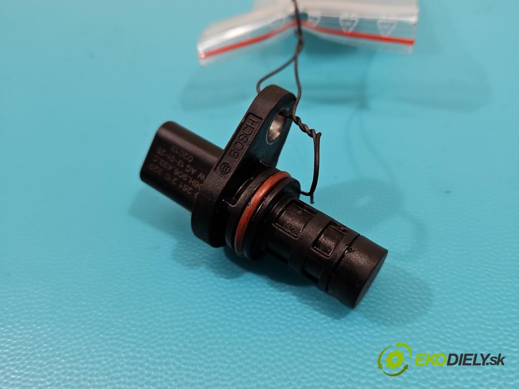 Audi A4 B8 2007-2015 1.8 TFSI 170 HP manual 125 kW 1798 cm3 4- snímač pozícia: hriadele kľukovej 06H.906.433.C (Snímač polohy kľukového hriadeľa)