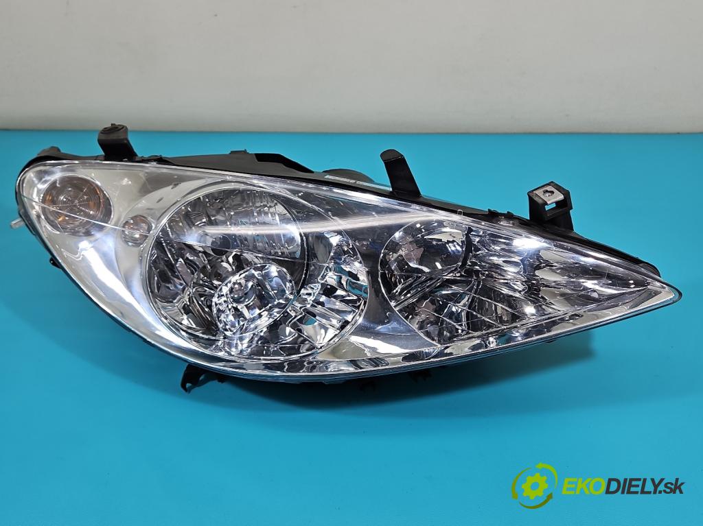 Peugeot 307 2.0 hdi 90 HP manual 66 kW 1997 cm3 5- Reflektor: pravý  (Svetlo predné pravé)